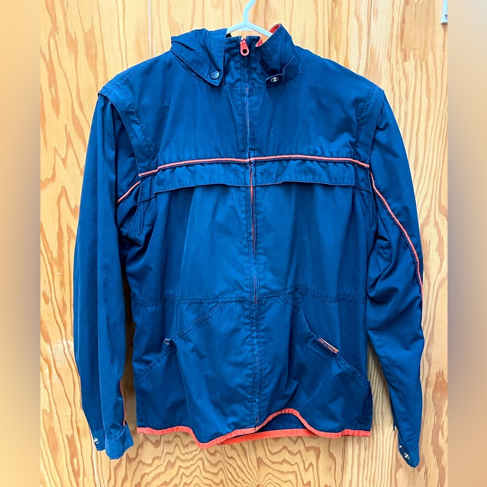 Point zero vintage jacket with zip off sleeves and hood